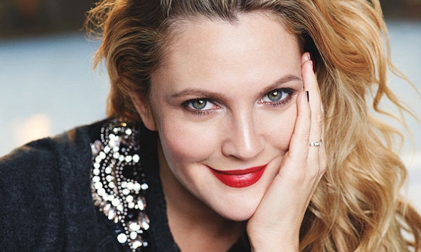 Sau ánh hào quang: Drew Barrymore và sự trở mình từ vực thẳm
