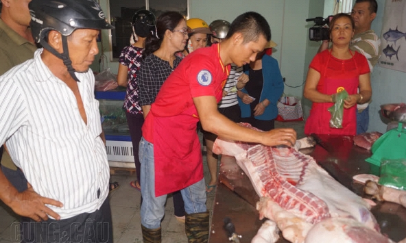 Giá thịt heo bán lẻ tại TP.HCM giảm nhẹ