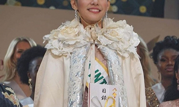 Dược sĩ Thái Lan đăng quang Hoa hậu Quốc tế 2019, Tường San dừng chân top 8