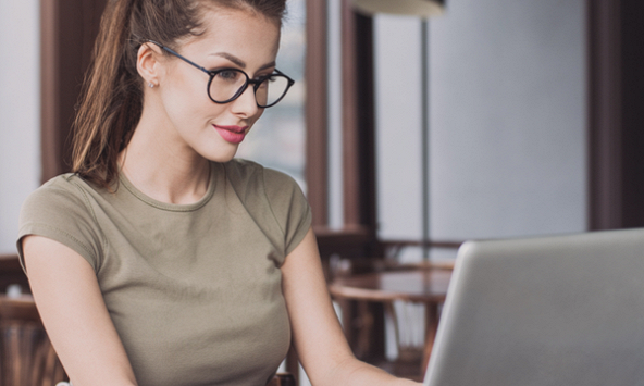 7 cách 'cấp cứu' làn da xuống cấp dành cho chị em văn phòng