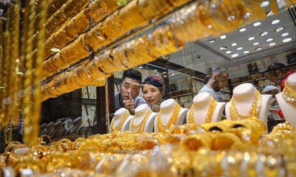 Vàng bất ngờ tăng 220.000 đồng/lượng trong chiều nay