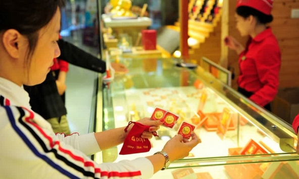 Vàng SJC quay đầu giảm 20.000 đồng/lượng