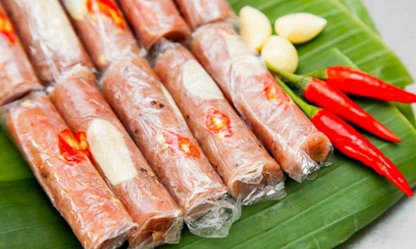 Ngày Tết không thể thiếu món nem chua
