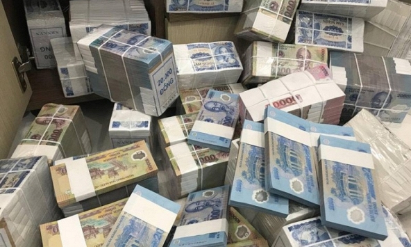 Đổi tiền lì xì Tết trên mạng cần lưu ý những gì?