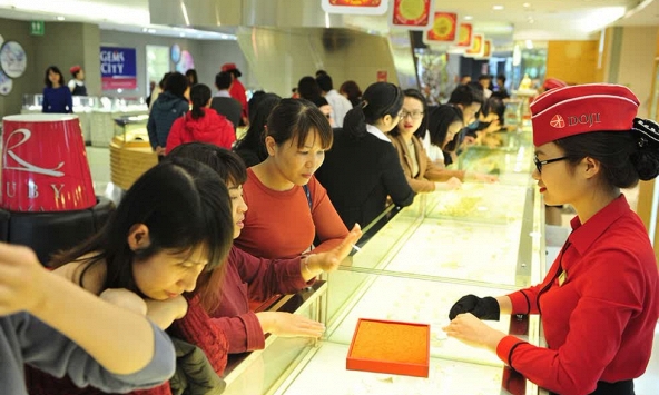 Vừa mới chạm đỉnh, vàng SJC quay đầu giảm nửa triệu đồng