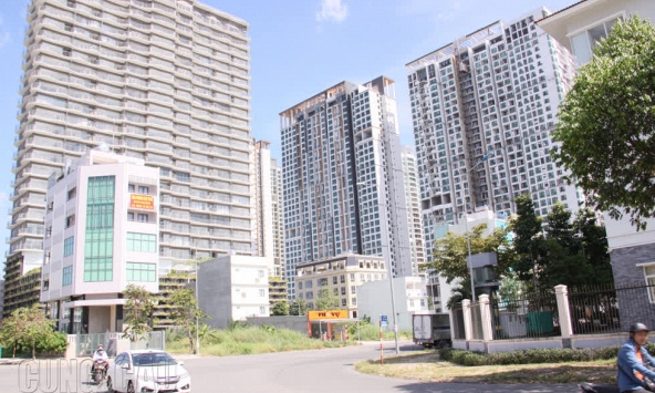 Thị trường bất động sản khốn khó: Van tín dụng bị hẹp dần (bài 2)
