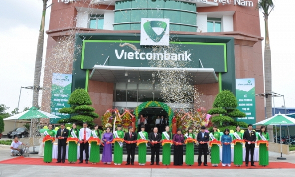 Lịch nghỉ Tết Nguyên đán Tân Sửu 2021 ngân hàng Vietcombank