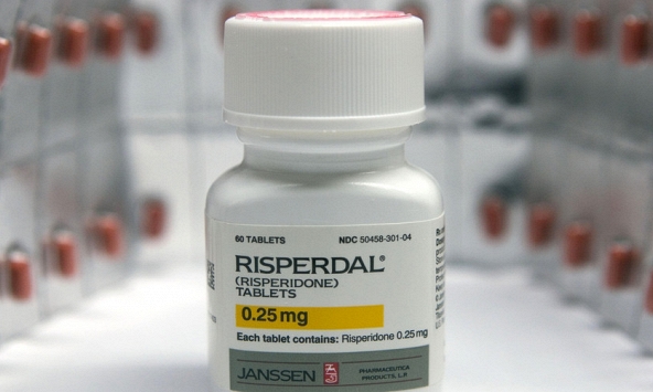 Johnson & Johnson bị phạt 8 tỷ USD vì không cảnh báo tác dụng phụ của thuốc