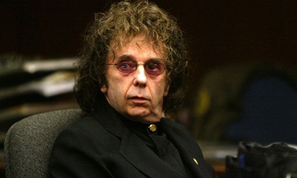 Nhà sản xuất âm nhạc huyền thoại Phil Spector qua đời vì COVID-19