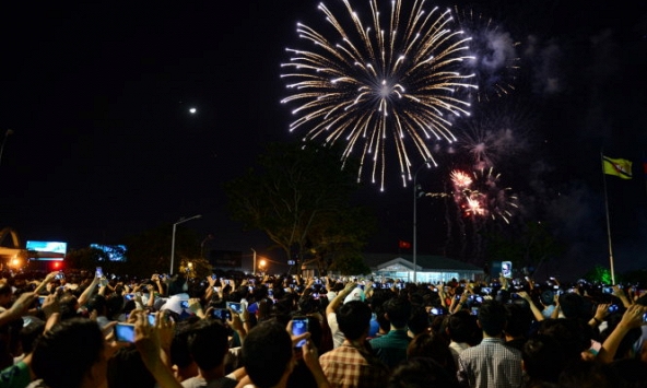 Vĩnh Long bắn pháo hoa Tết Nguyên đán 2021 ở đâu?