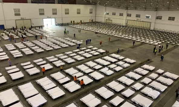 Vũ Hán biến trung tâm triển lãm thành bệnh viện dã chiến