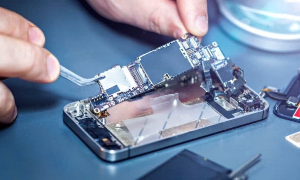 Vi phạm bản quyền bằng sáng chế, Apple bị buộc trả gần 1 tỷ USD