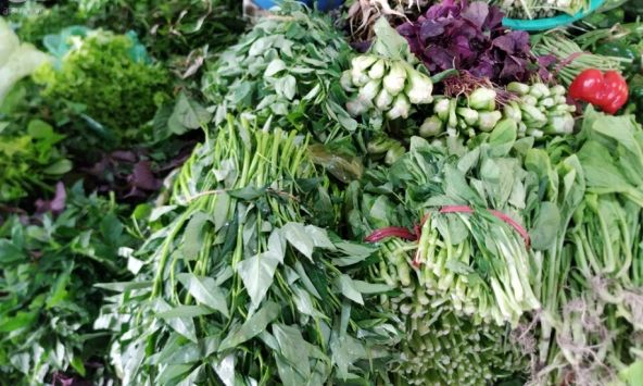 Rau xanh khan hàng, tăng giá đột biến do đâu?