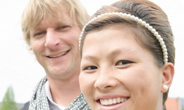 Vì sao tình yêu đẹp của cô gái Hmông nói tiếng anh như gió với doanh nhân người Bỉ tan vỡ?