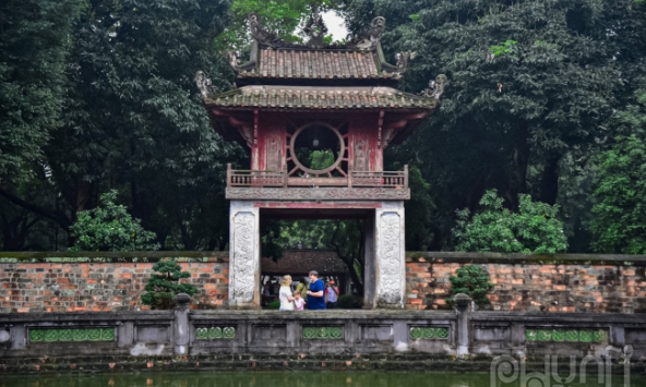 Khuê Văn Các- biểu tượng Hà Nội đang xuống cấp như thế nào?