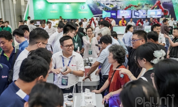 Công nghệ ánh sáng IoT kết hợp với AI thúc đẩy sự phát triển bền vững