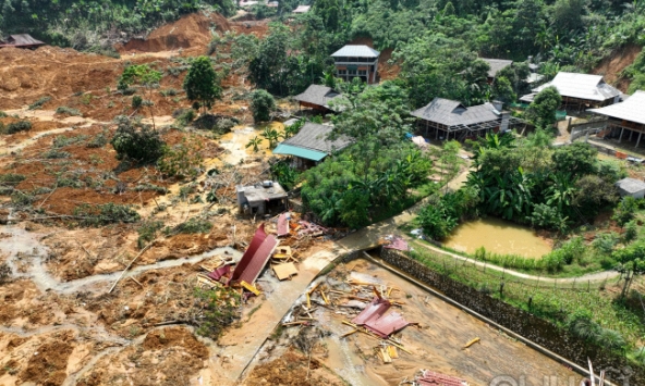 Hiện trường vụ sạt đồi đất khiến 9 người tử vong tại thôn Át Thượng, xã Minh Xuân, Lục Yên, Yên Bái 