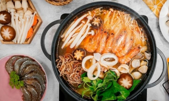 Cách nấu lẩu thái chua cay siêu ngon tại nhà