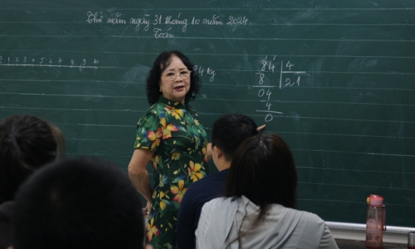 Người “vá lành” những mảnh đời đặc biệt