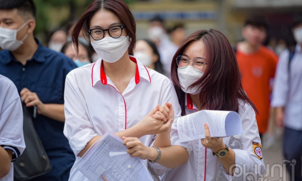 Phó Thủ tướng Lê Thành Long chỉ đạo Bộ GDĐT sớm công bố môn thi thứ 3 vào lớp 10