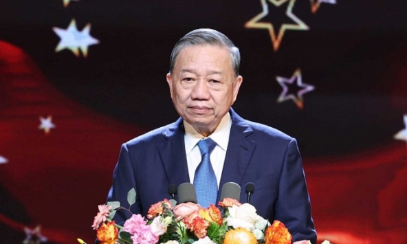 Tôn vinh các điển hình tiêu biểu học tập và làm theo tư tưởng, đạo đức, phong cách Hồ Chí Minh