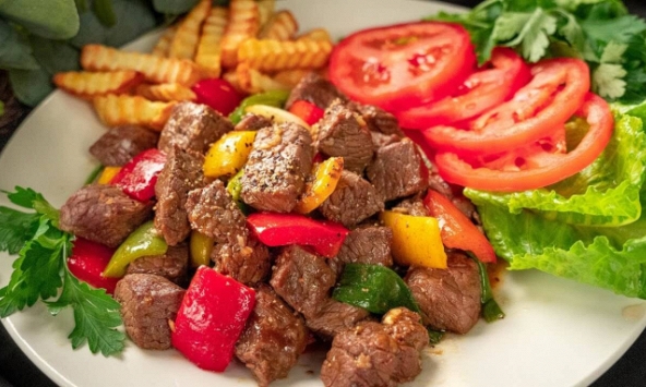 Bí quyết làm bò lúc lắc ngon như nhà hàng tại nhà