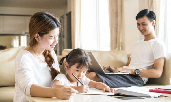 Kiến thức là hành trang giúp cha mẹ vững bước trên hành trình nuôi dạy con