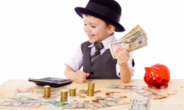 Dạy con về tiền theo từng độ tuổi