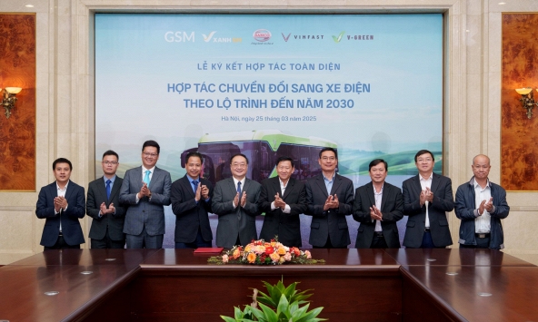 GSM và SAMCO hợp tác thúc đẩy chuyển đổi xe buýt điện tại TP.HCM