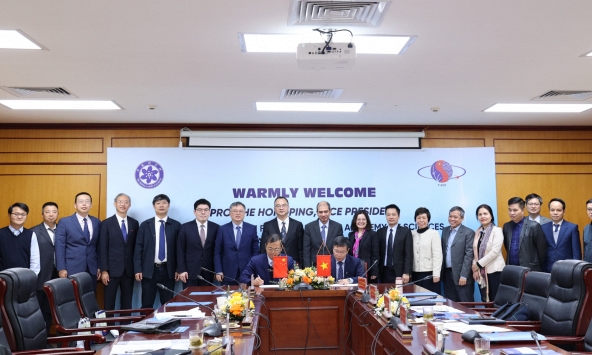 Mở rộng hợp tác nghiên cứu khoa học và công nghệ Việt Nam - Trung Quốc