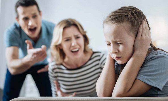 Dậy thì sớm: Nguy cơ tiềm ẩn và giải pháp cho cha mẹ