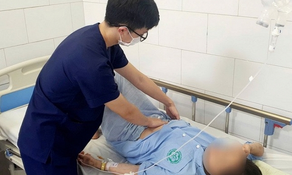 Tin theo mạng, người phụ nữ Hà Nội bị suy thận cấp do uống cây me đất hoa tím