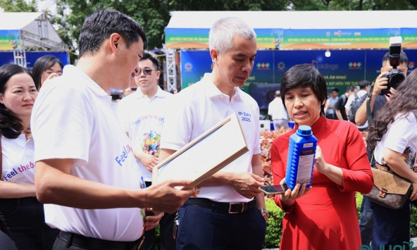 GS.TS Vũ Thị Thu Hà giới thiệu giải pháp tiết kiệm năng lượng và giảm phát thải đột phá