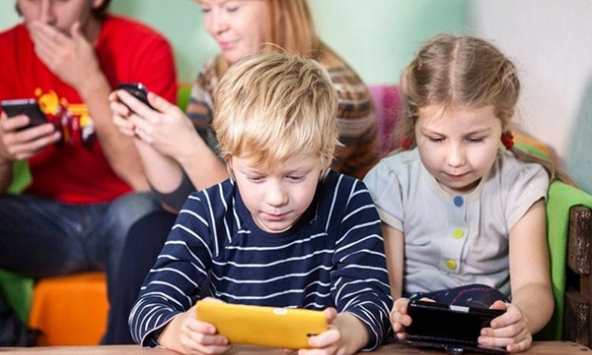 Thực trạng đáng lo ngại về sự 'sung sướng' của trẻ em hiện đại