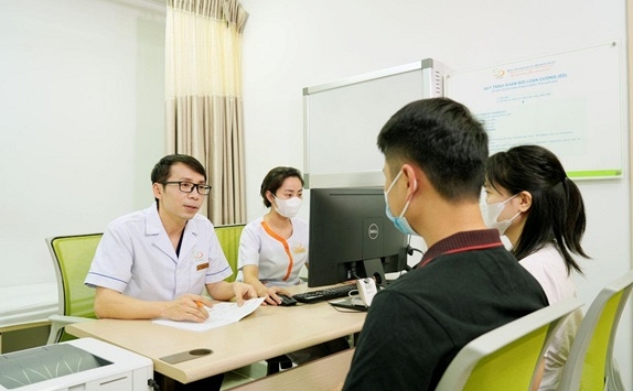 Vi phẫu Micro TESE – cơ hội cho những chàng mắc quai bị biến chứng