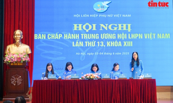 Hội nghị Ban Chấp hành Trung ương Hội LHPN Việt Nam khóa XIII khai mạc: Đổi mới để vươn mình trong kỷ nguyên mới