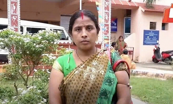 Đưa vợ đi mổ sỏi thận ông chồng cắt luôn một bên thận đem bán 