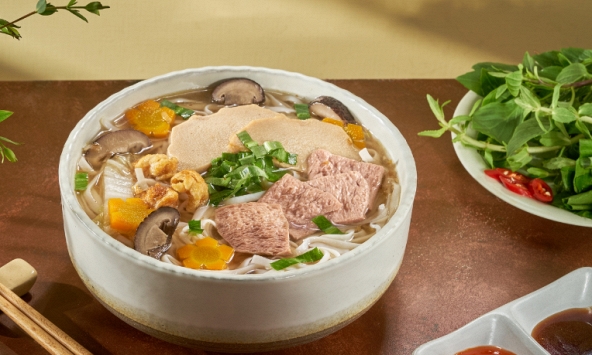 Phở chay, hương vị thanh khiết từ nồi nước dùng ngọt lành