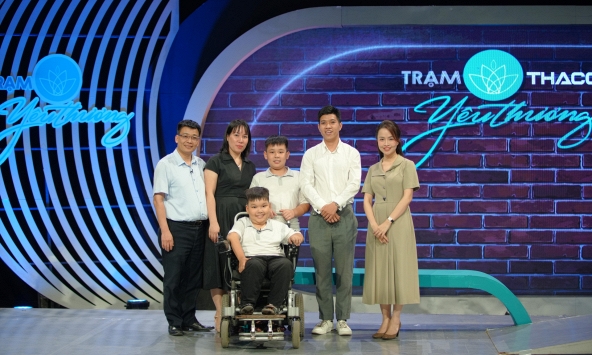 Đi qua mất mát để lớn lên cùng con