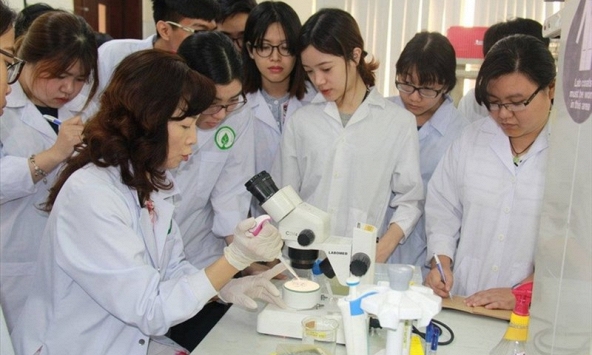 Trao quyền cho đại học trong tuyển dụng và đãi ngộ nhân tài khoa học