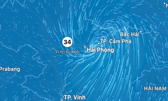Bão số 3 đổ bộ, Bắc Bộ và Thanh Hóa hứng chịu mưa lớn, gió giật cấp 13