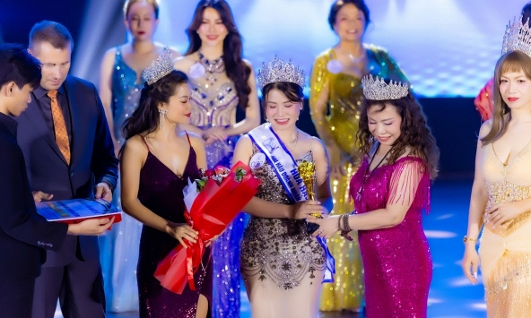 Hoa hậu Trí tuệ 2025 Nguyễn Thị Vân Anh lan tỏa vẻ đẹp, sức khỏe và bình an đến cộng đồng