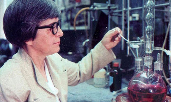 Stephanie Kwolek: Nữ hóa học phát minh Kevlar vật liệu siêu bền cứu sống vô số người