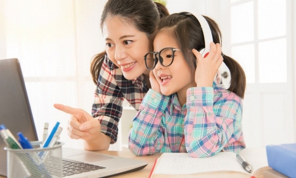 Dạy con từ gốc: Tin vào bản chất thiện lành của con người