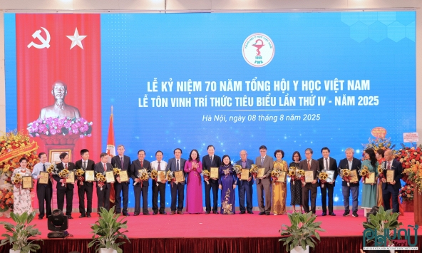 Tổng hội Y học Việt Nam kỷ niệm 70 năm thành lập và tôn vinh 80 trí thức tiêu biểu của Tổng hội lần thứ Tư năm 2025