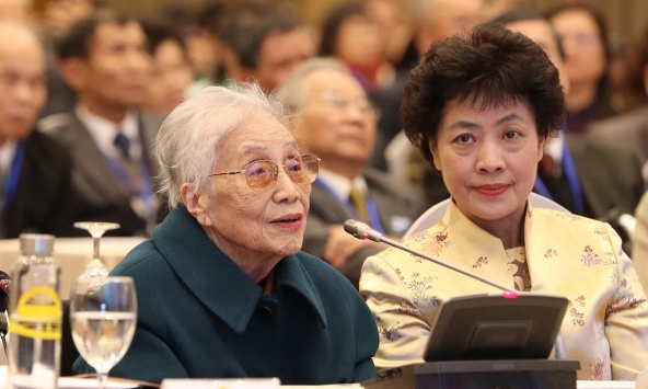 Hội Nữ trí thức Việt Nam ủng hộ phong tặng danh hiệu Anh hùng Lao động cho nguyên Phó Chủ tịch nước Nguyễn Thị Bình