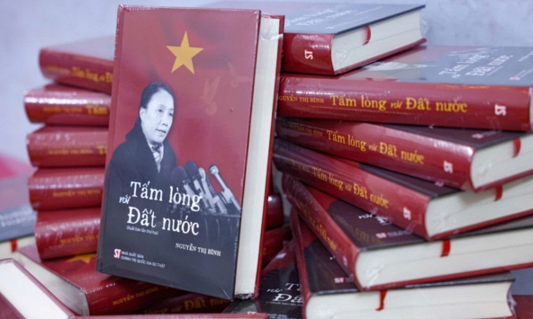 Hồi ký “Tấm lòng với đất nước”: Bức chân dung trí tuệ và nhân cách của nhà ngoại giao Nguyễn Thị Bình