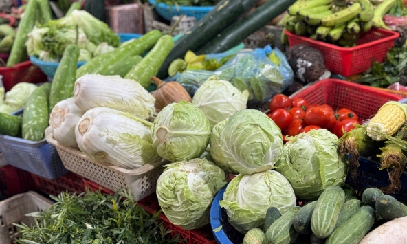 Giá rau củ quả tại Hà Nội tăng gấp đôi sau bão số 5 