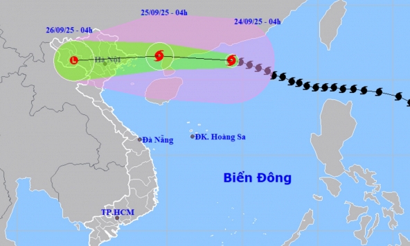 Bão Ragasa cách Móng Cái 650 km, gió giật trên cấp 17, hướng vào miền Bắc