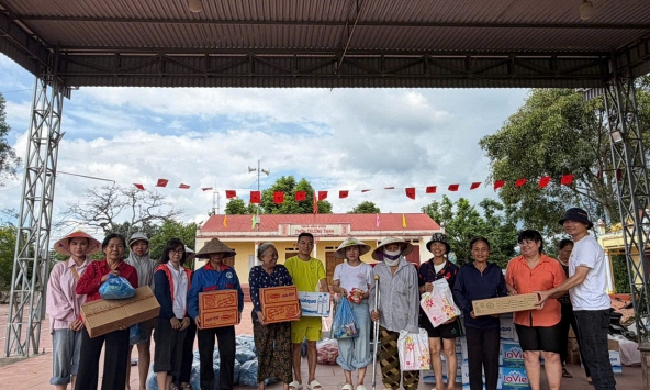 Hành trình sẻ chia yêu thương giữa vùng lũ Thái Nguyên, Bắc Giang